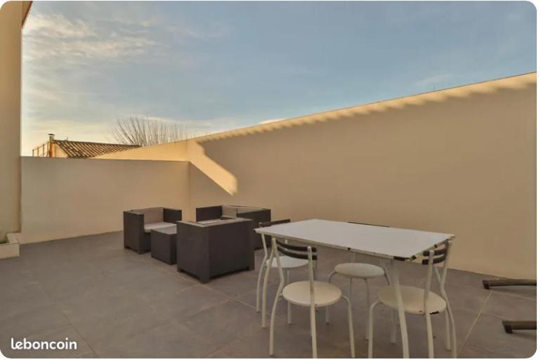 Vila Maison De L'Occitanie Bessan Exteriér fotografie